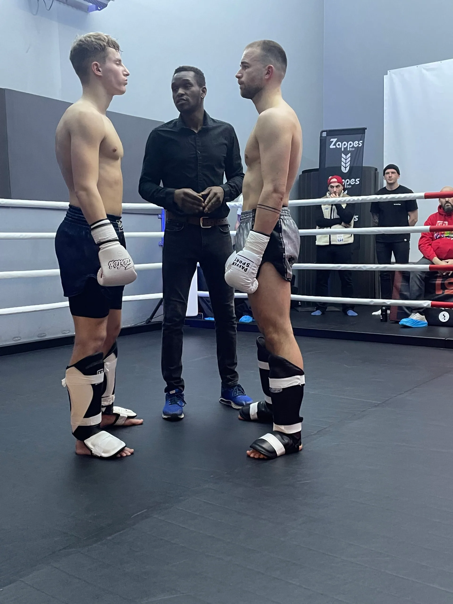 Kämpfer im Ring vor dem Kampf, Fight Night 4.0